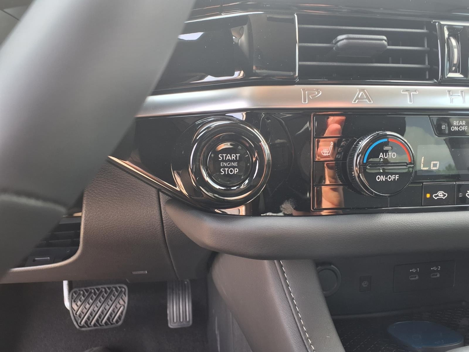 New 2026 Gun Metallic Nissan SL image 20