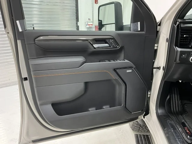 2026 GMC Sierra 2500HD AT4 - Photo 12