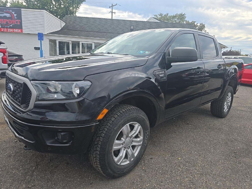 Used 2019 Black Ford XLT image 2