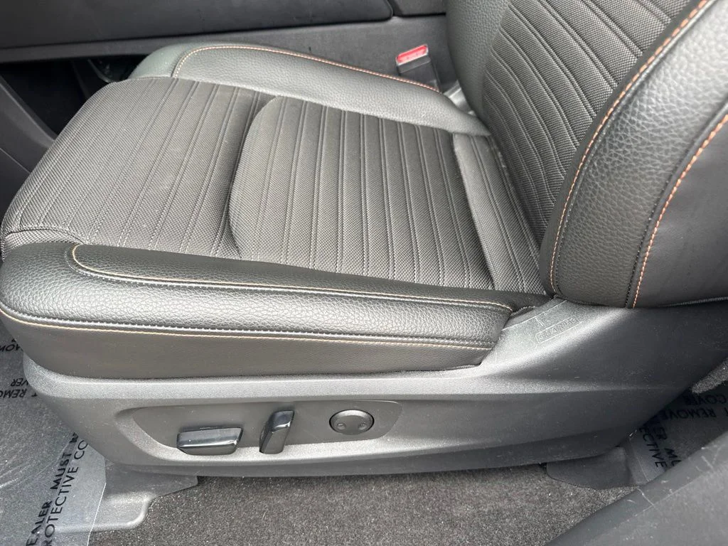 Used 2025 Black Nissan Rock Creek image 19
