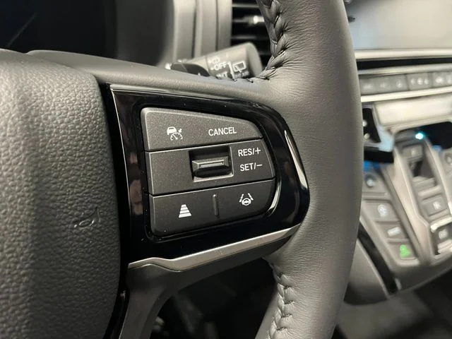 New 2026 Platinum White Pearl Honda Touring image 17