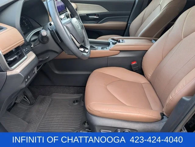 Used 2024 Black Toyota Platinum image 21