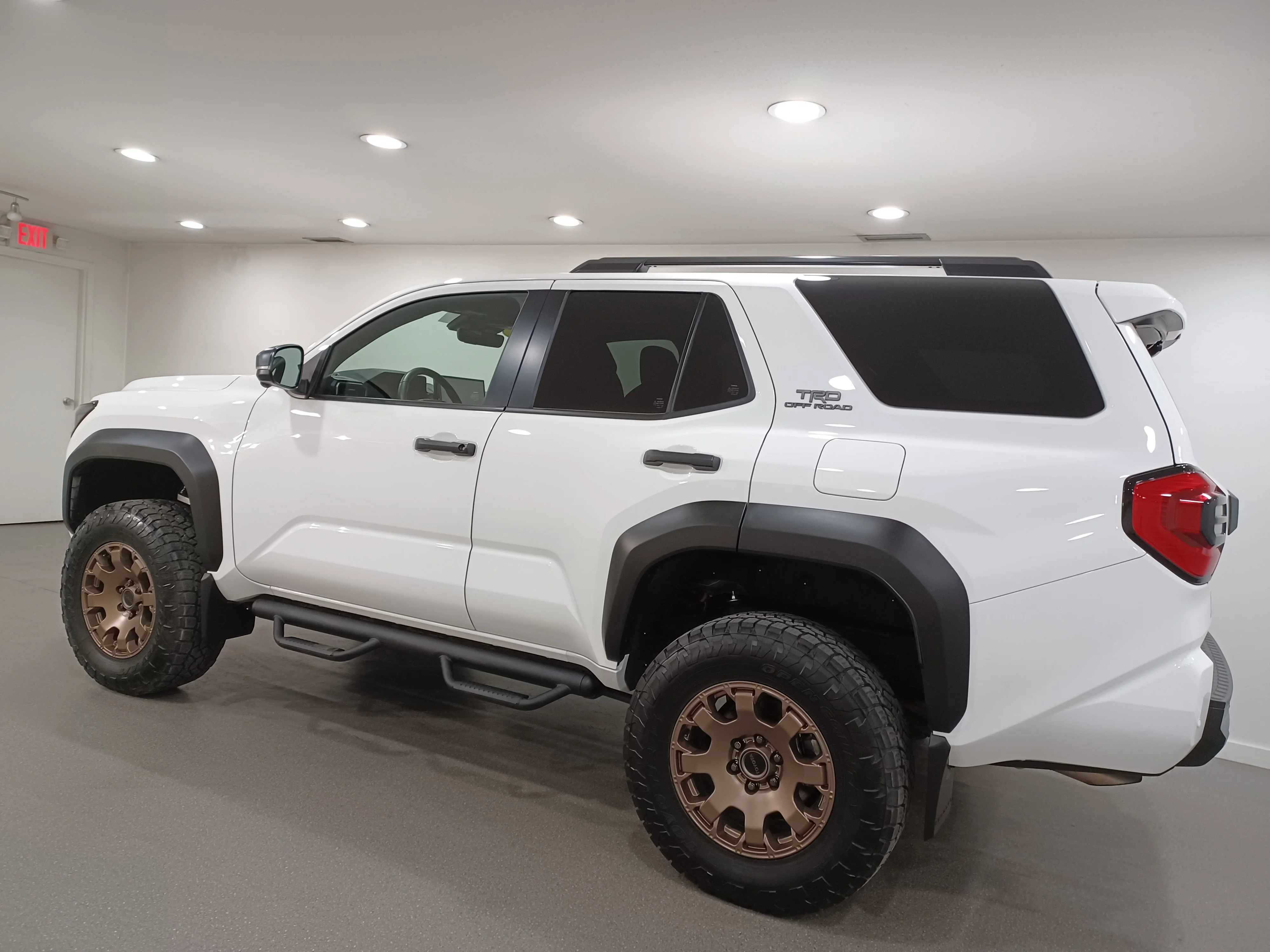 Certified Used 2025 Wind Chill Pearl Toyota TRD Off-Road 4x4*33in Tires | 3.5 Lift | Side Steps | 360 Cam | Cooled Leather | Sunroof image 7