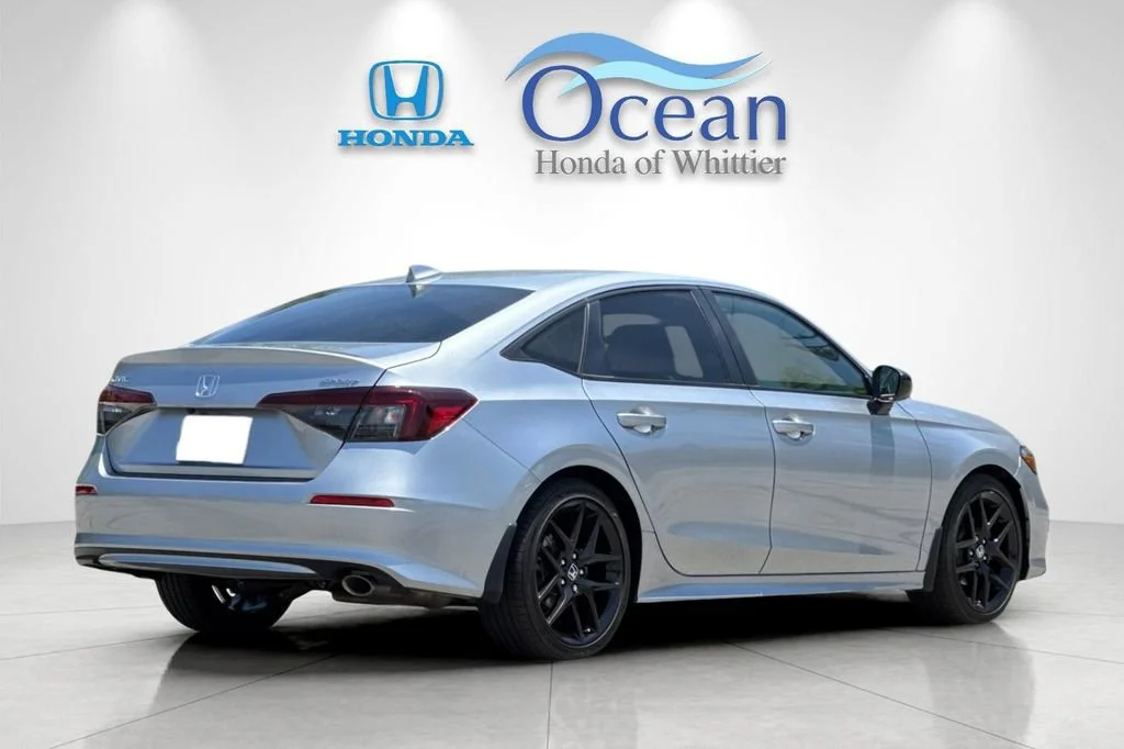 Certified Used 2025 Solar Silver Metallic Honda Sport image 35