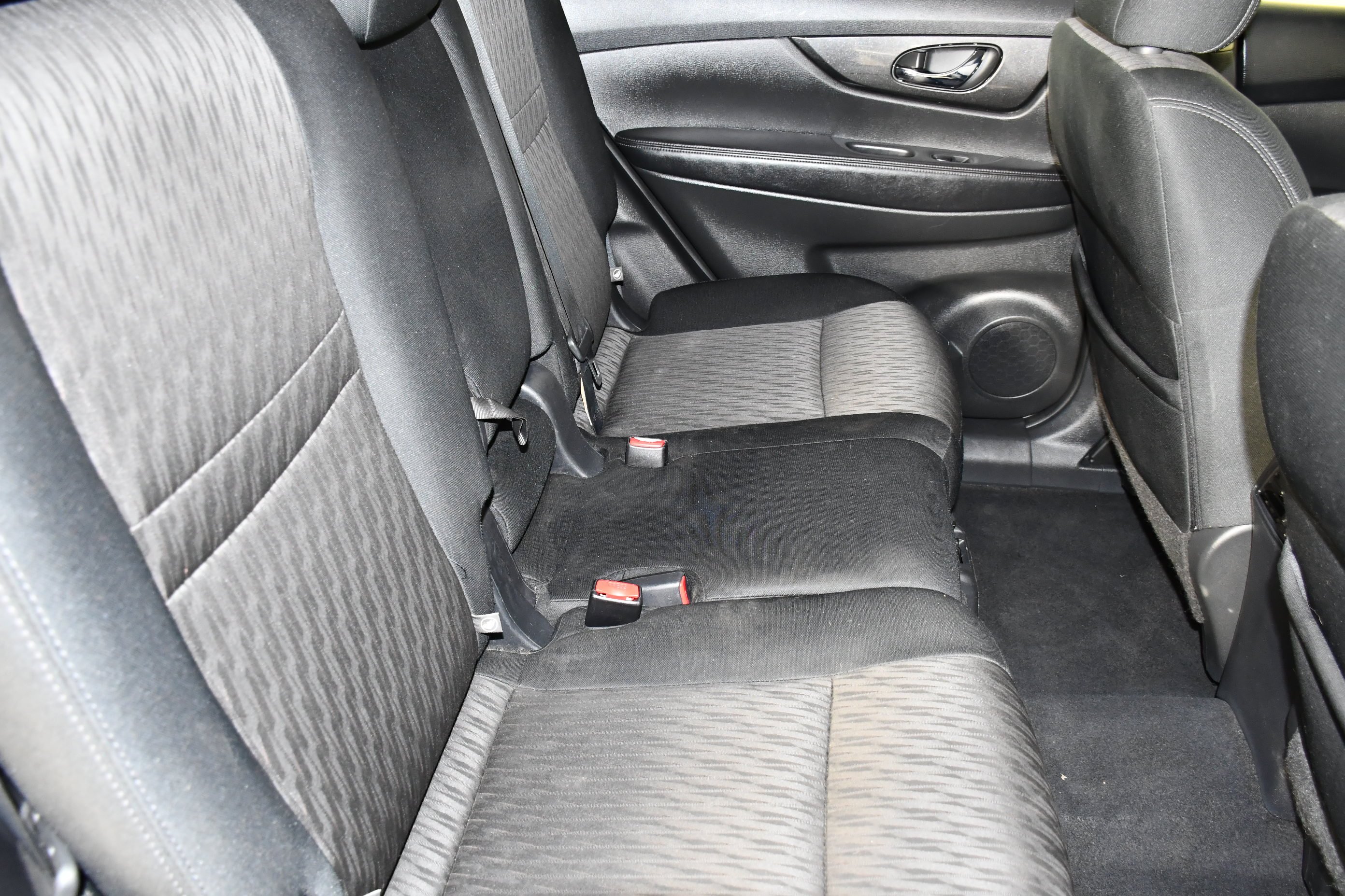Used 2017 Pearl White Nissan SV image 44