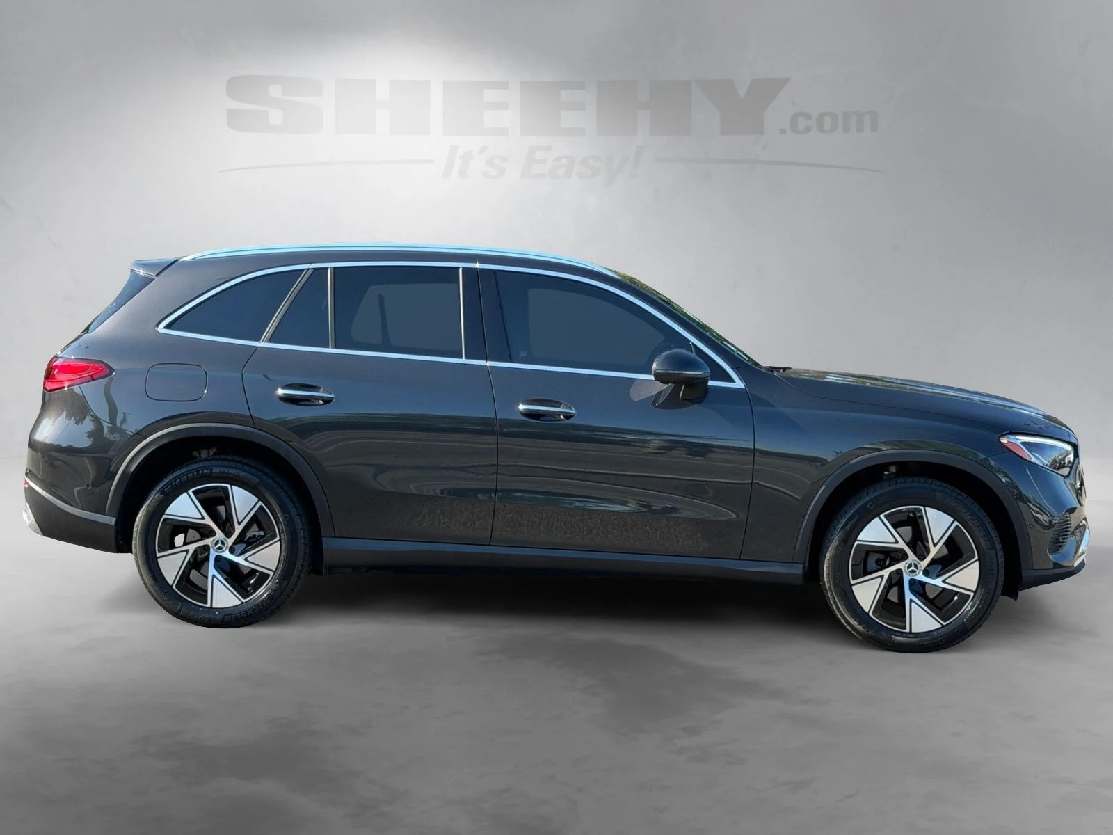 Used 2024  Mercedes-Benz GLC 300 image 10