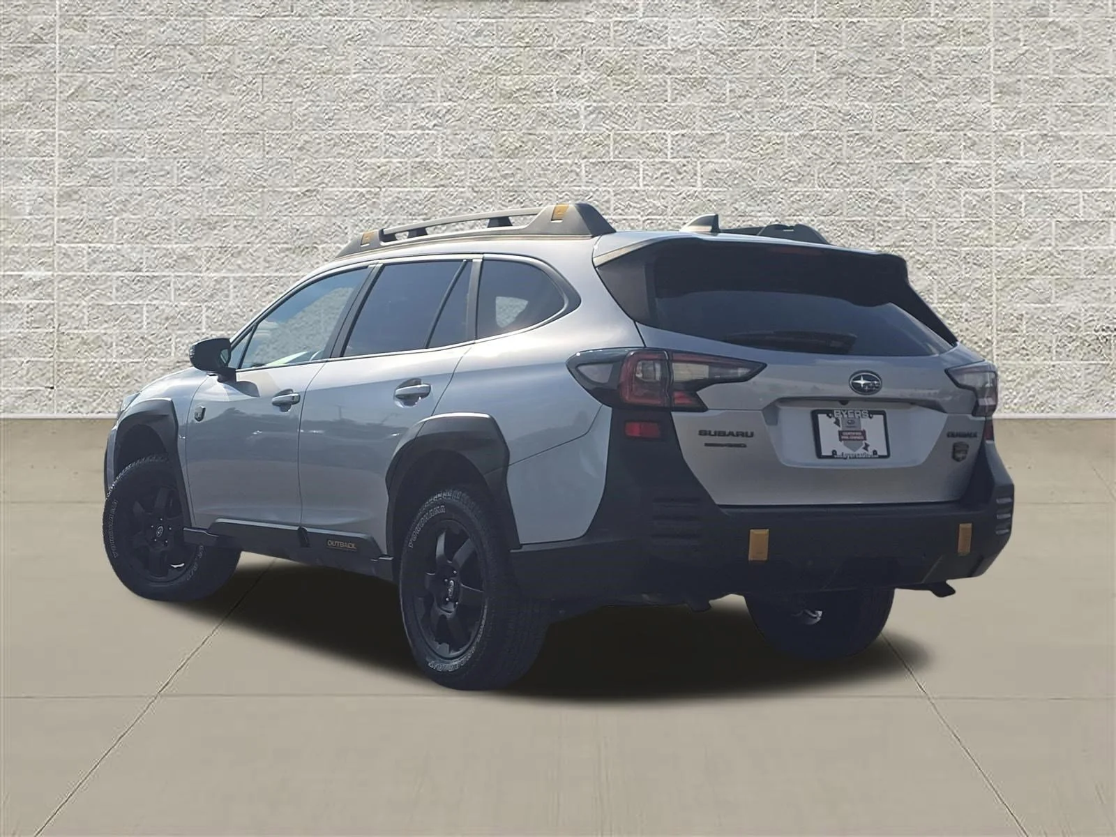 Certified Used 2023 Ice Silver Metallic Subaru Wilderness image 5