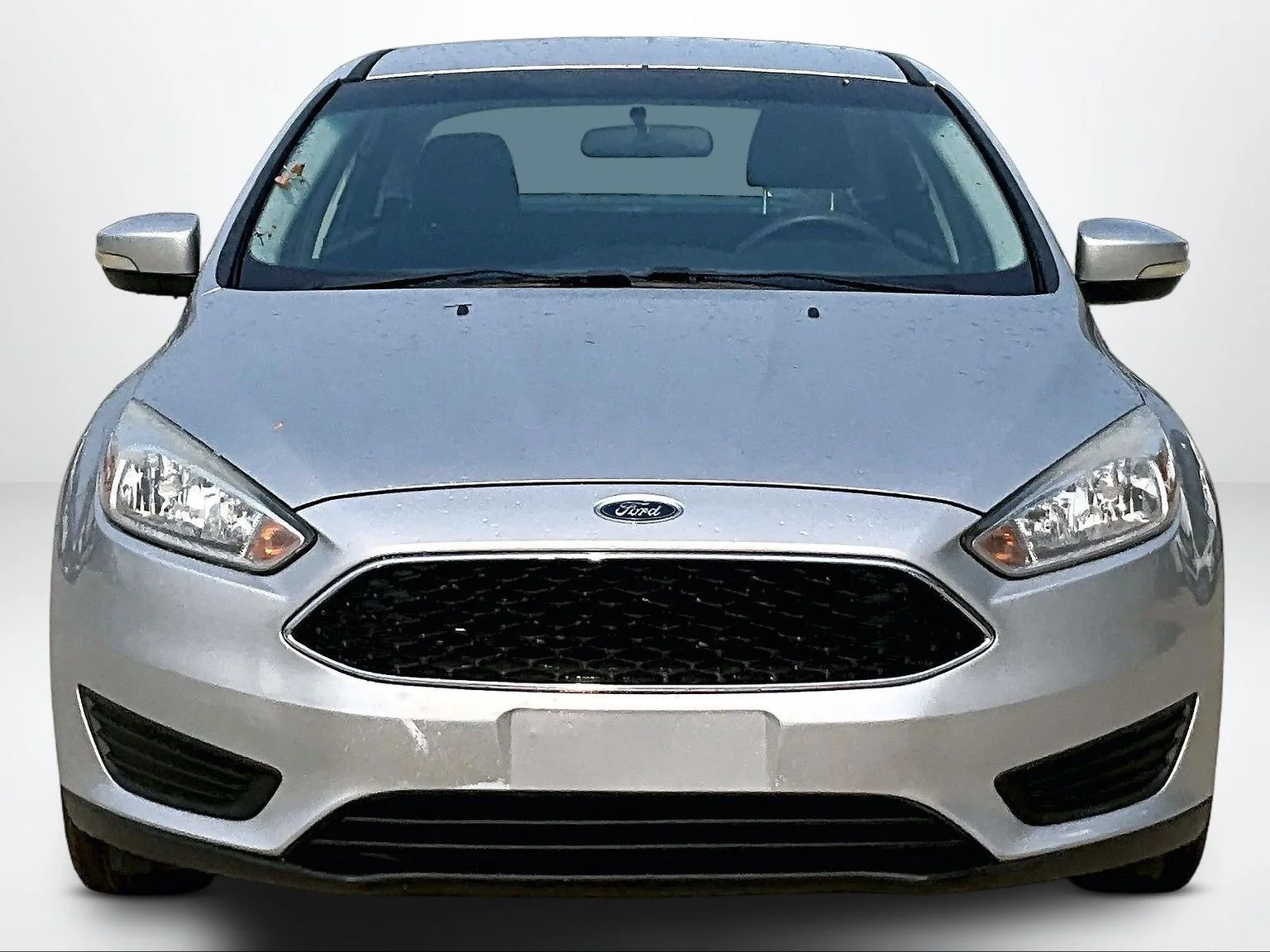 Used 2016 Silver Ford SE image 4