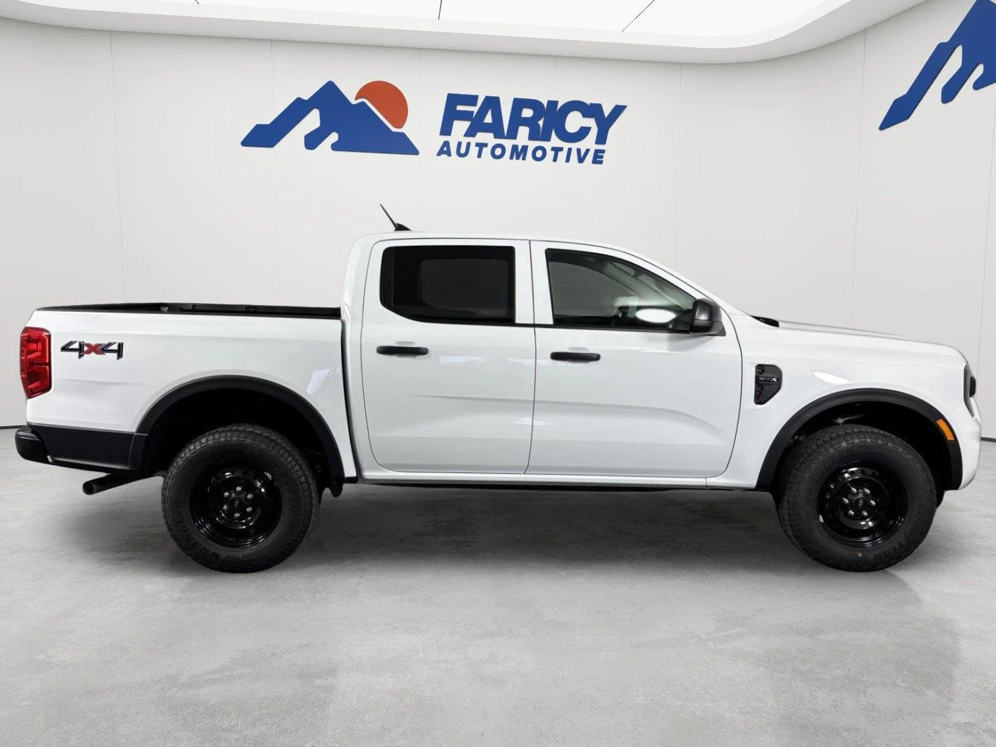 Used 2026 Oxford White Ford XL image 9