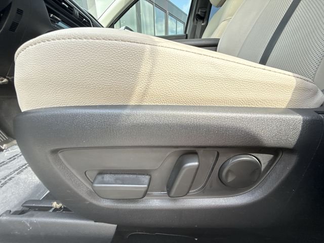 Used 2024 White Mazda Premium image 12