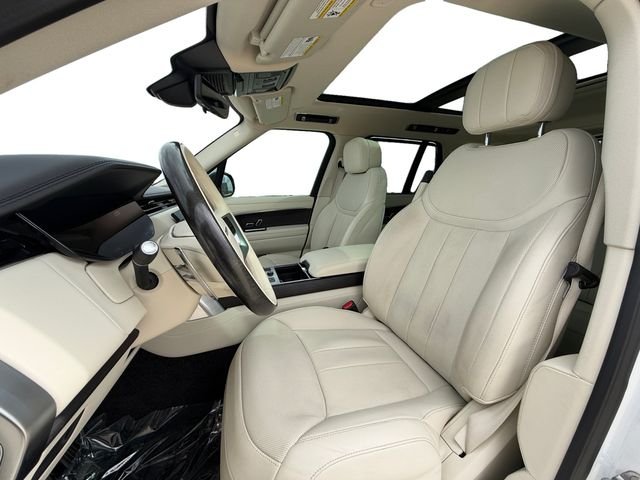 Certified Used 2023 Fuji White Land Rover SE image 10