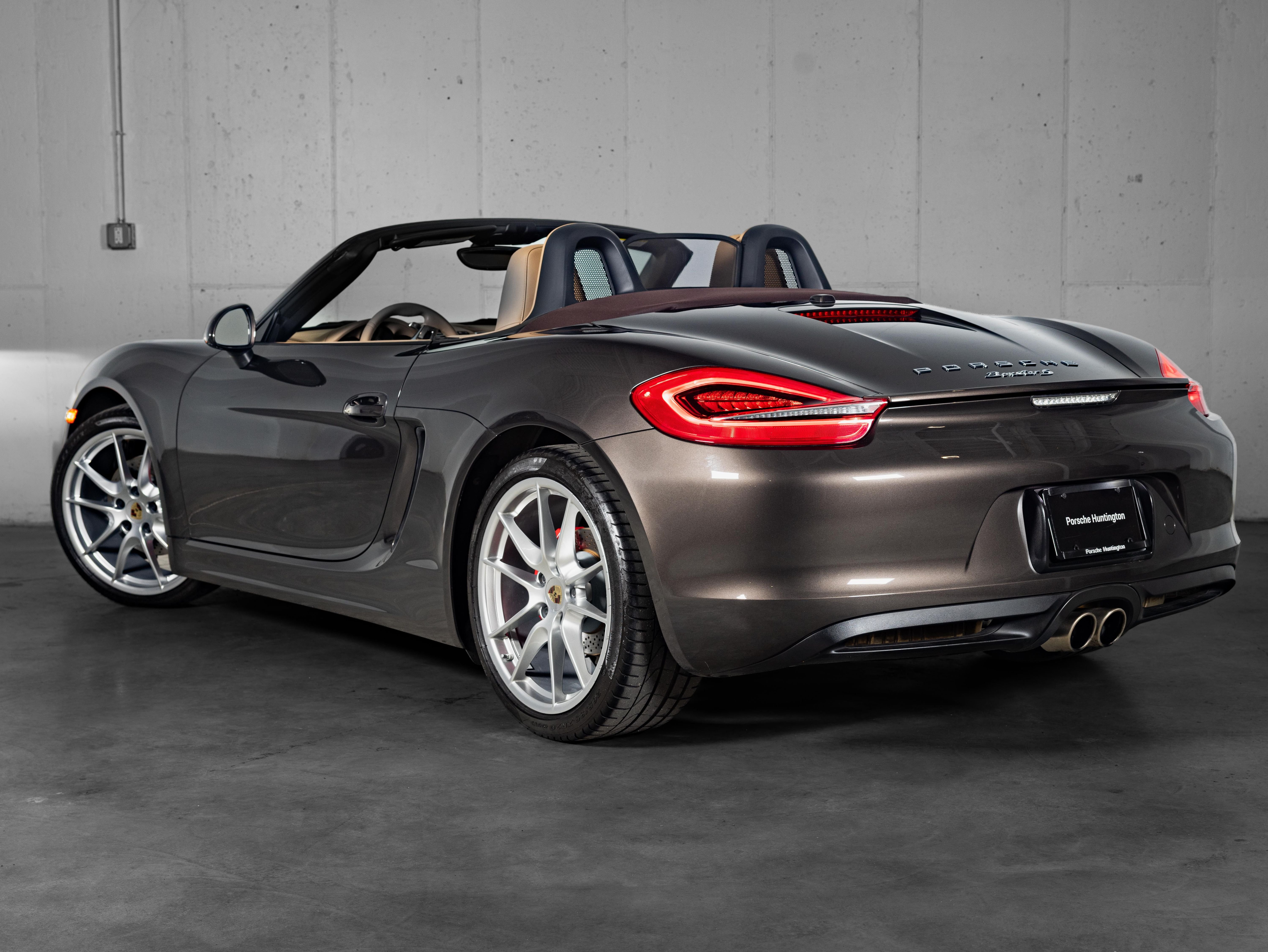 Used 2013 Brown Porsche S image 3