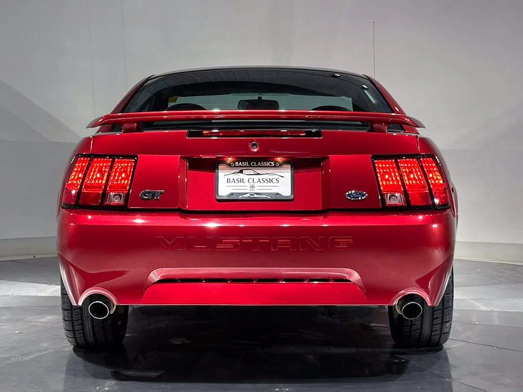 Used 2004  Ford GT image 34