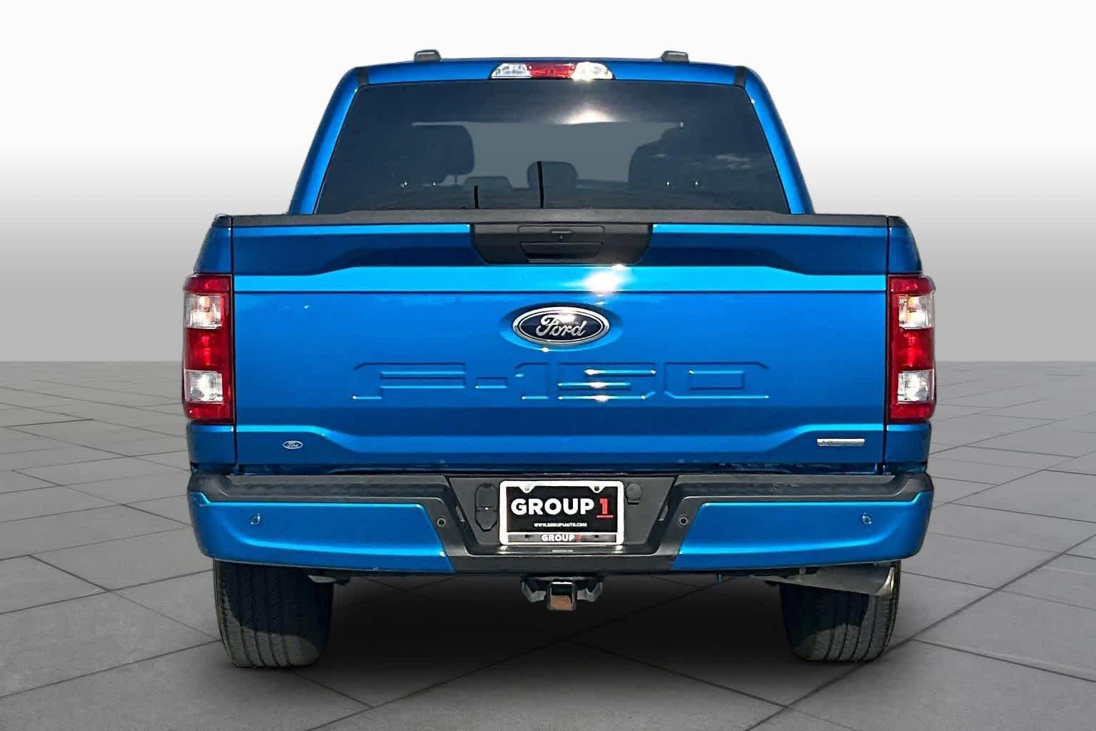 Used 2021 Velocity Blue Metallic Ford XL image 4