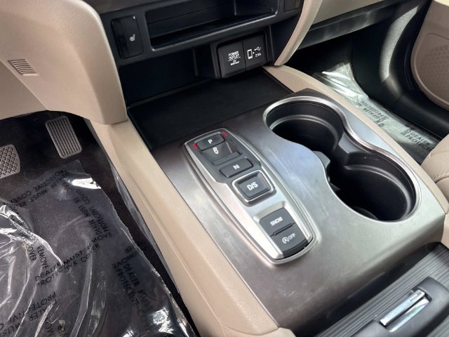Used 2021  Honda EX-L image 28