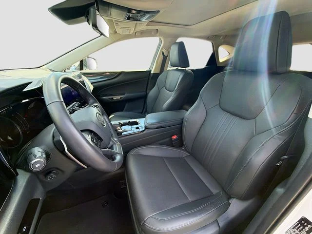 Certified Used 2025 White Lexus 350h Premium image 11