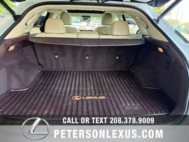 Used 2018 White Lexus 350 image 21