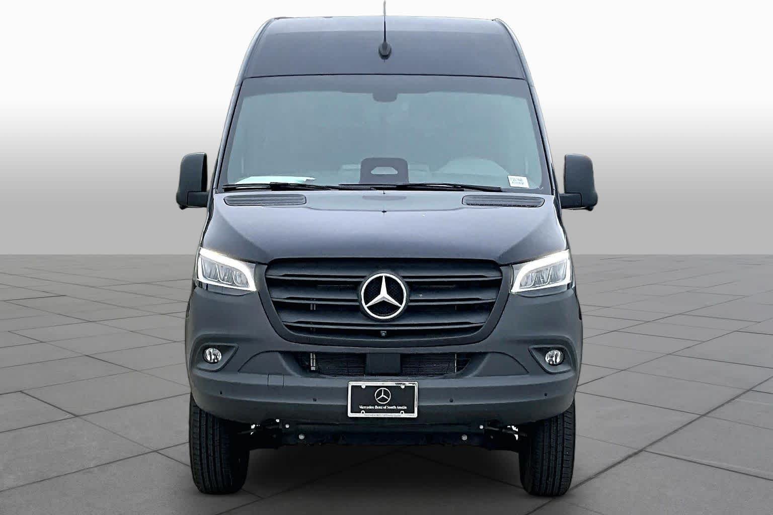 Used 2025 Black Blue Mercedes-Benz  image 3