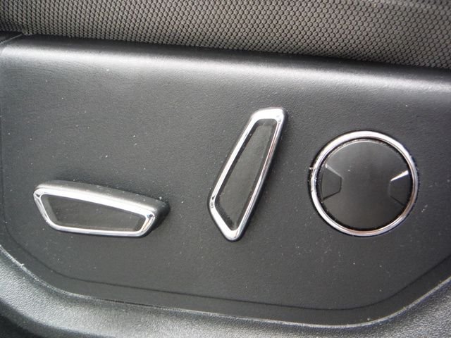 Used 2015  Ford XLT image 29