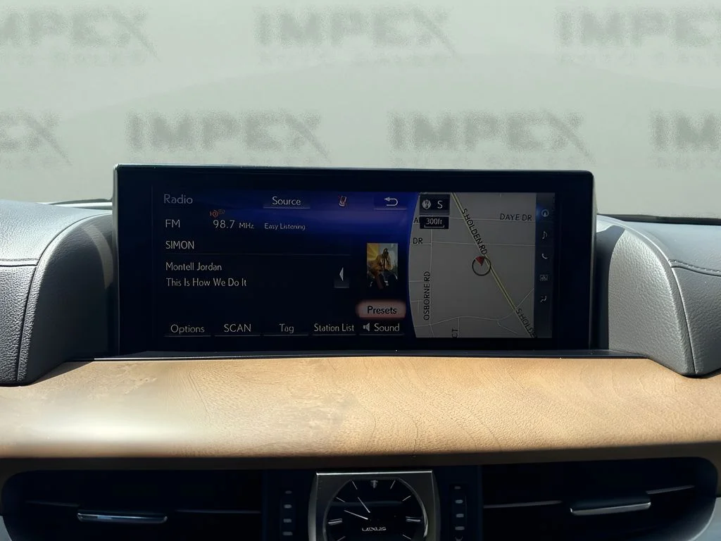 Used 2017 Black Lexus 570 image 20