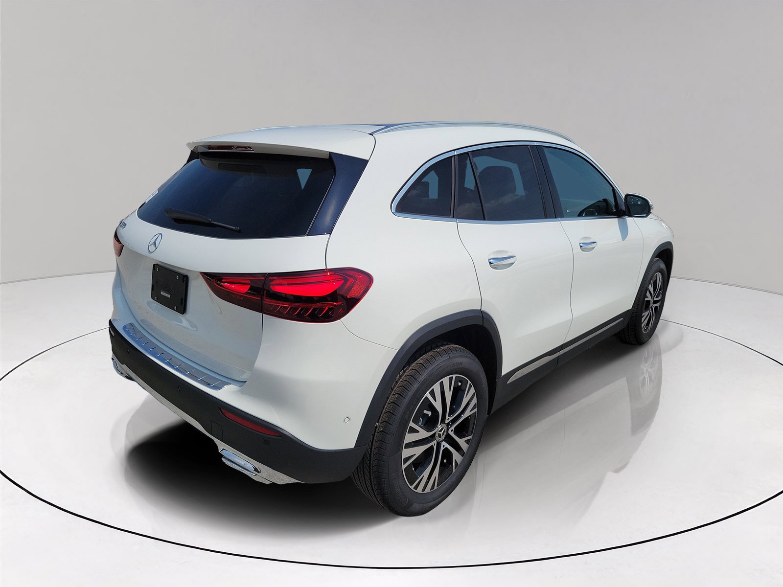 New 2026 Polar White Mercedes-Benz GLA 250 image 34
