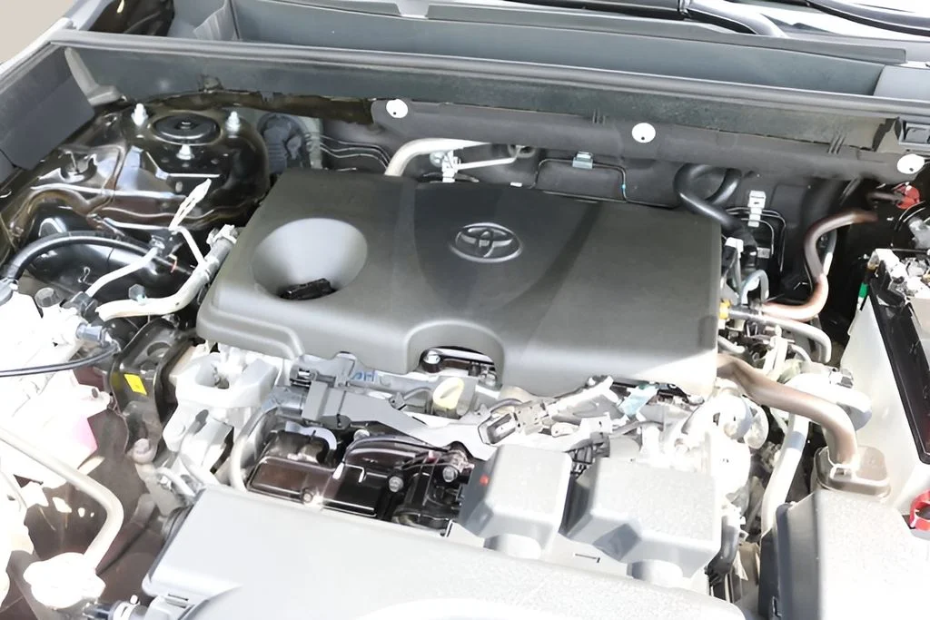 Used 2025 Black Toyota XLE image 10