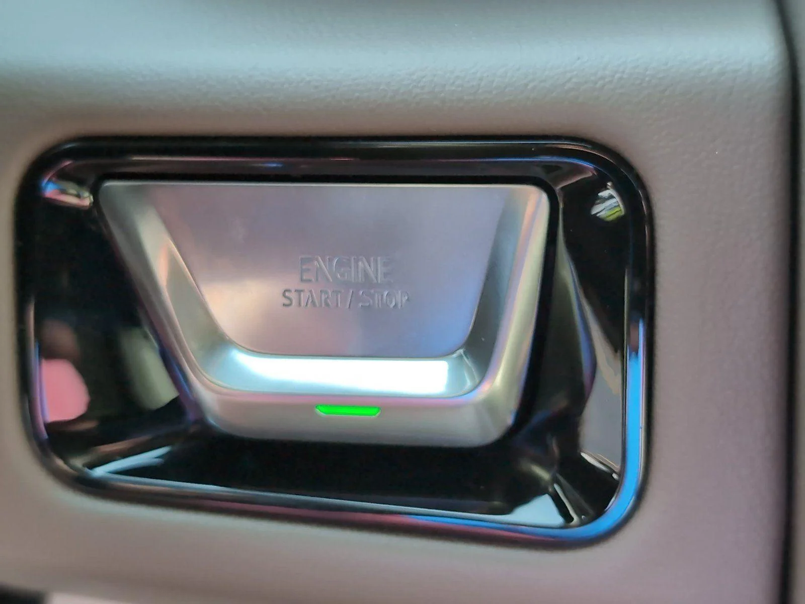 New 2026 Glacier White Tricoat GMC Denali image 27