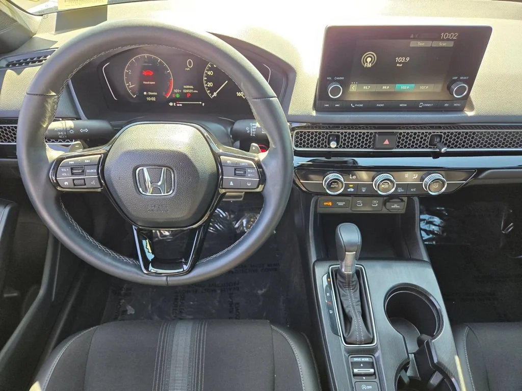 Used 2025 White Honda Sport image 12
