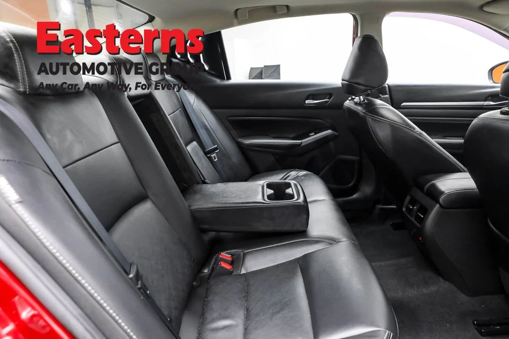 Used 2023 Red Nissan 2.5 SL image 22