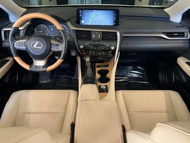 Used 2022 Eminent White Pearl Lexus 350L image 39