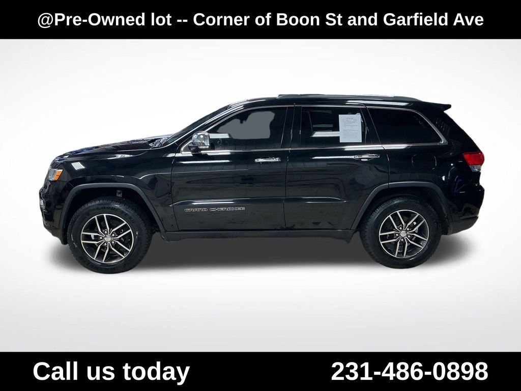 Used 2018 Black Jeep Limited image 2