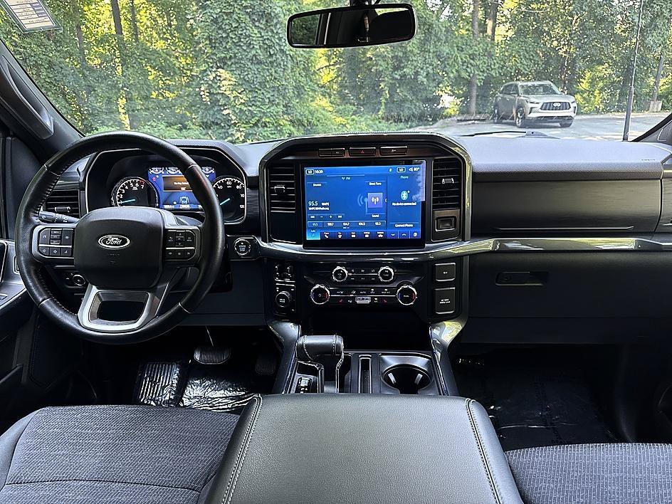 Used 2022 Silver Metallic Ford XLT image 18