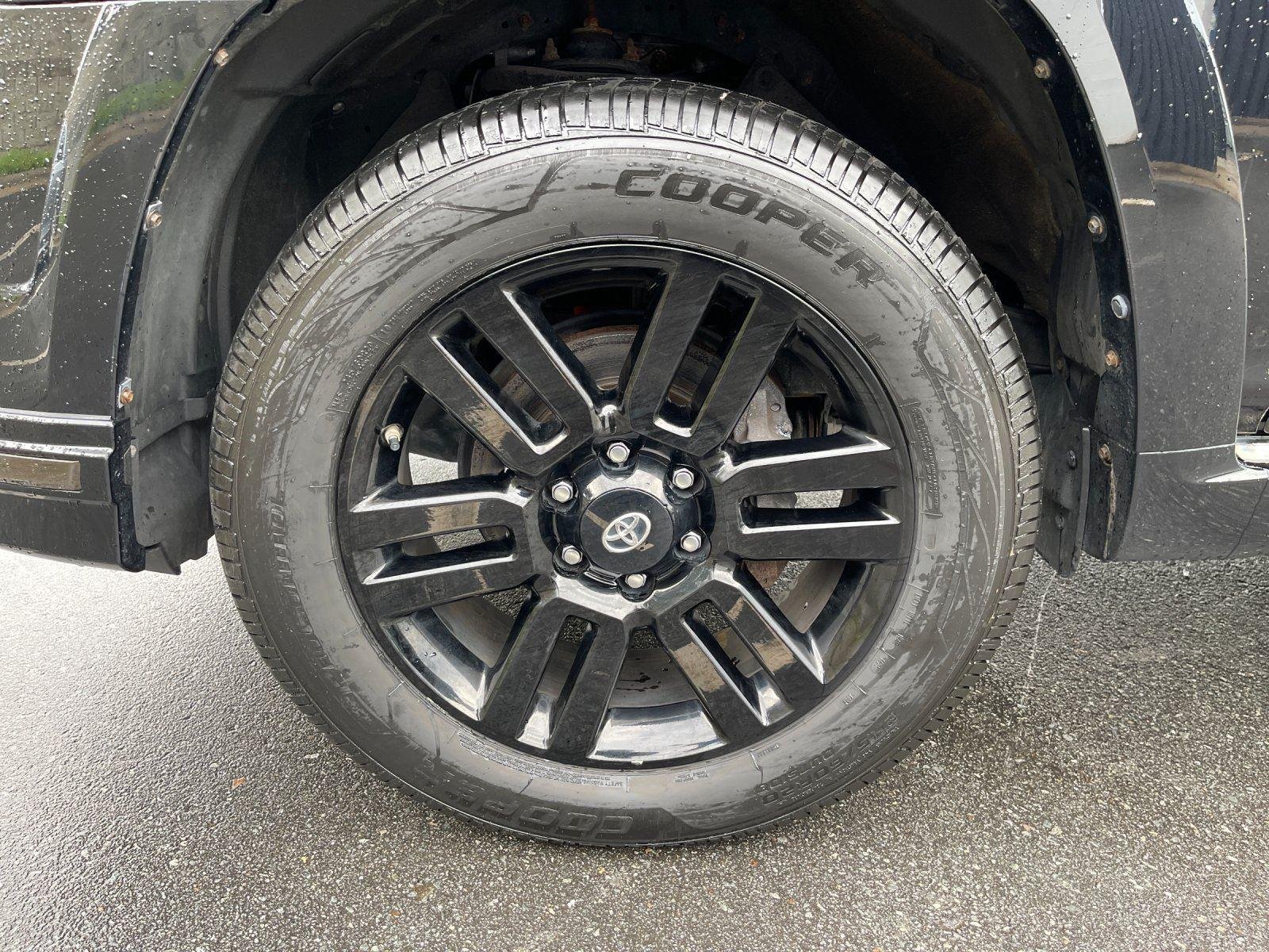 Used 2020 Midnight Black Metallic Toyota Nightshade image 10