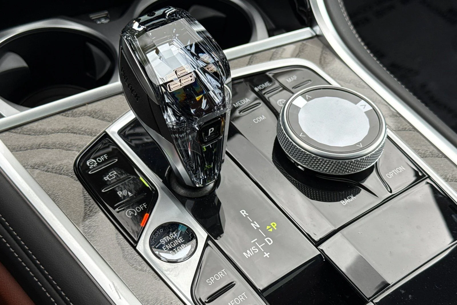 New 2026 Carbon Black Metallic BMW 840 image 18