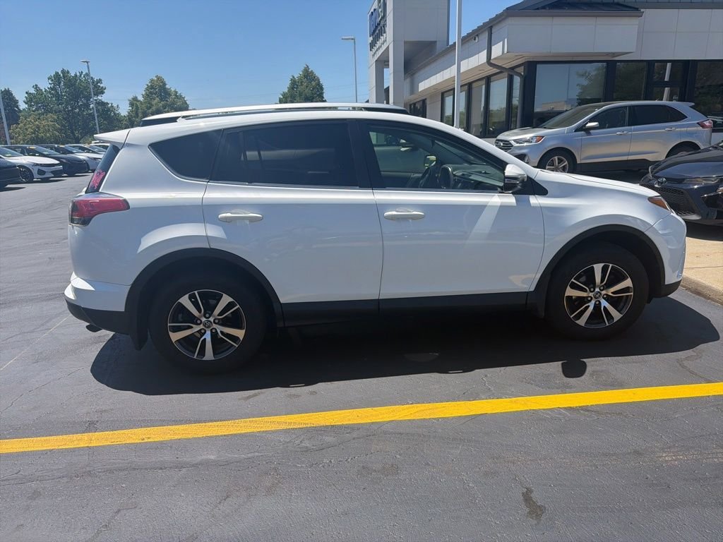 Certified Used 2018 White Toyota XLE image 10
