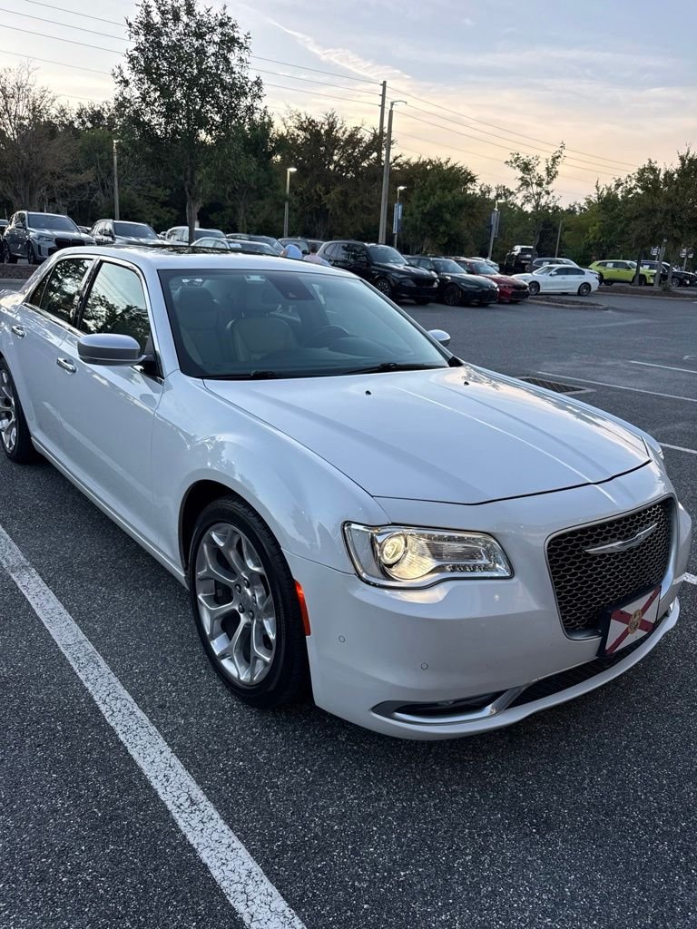 2016 Chrysler 300