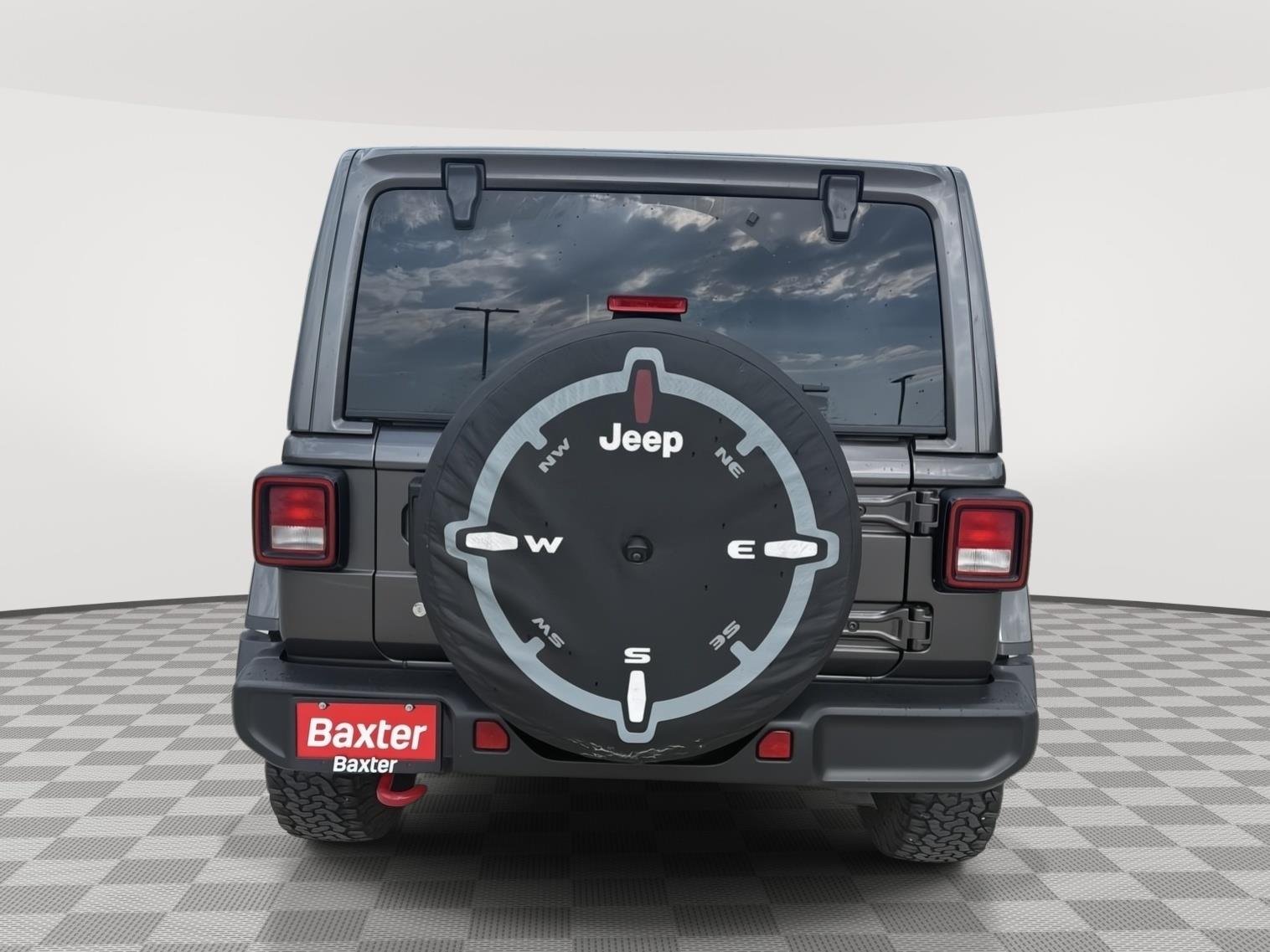 Used 2019 Granite Crystal Metallic Clearcoat Jeep Rubicon image 6