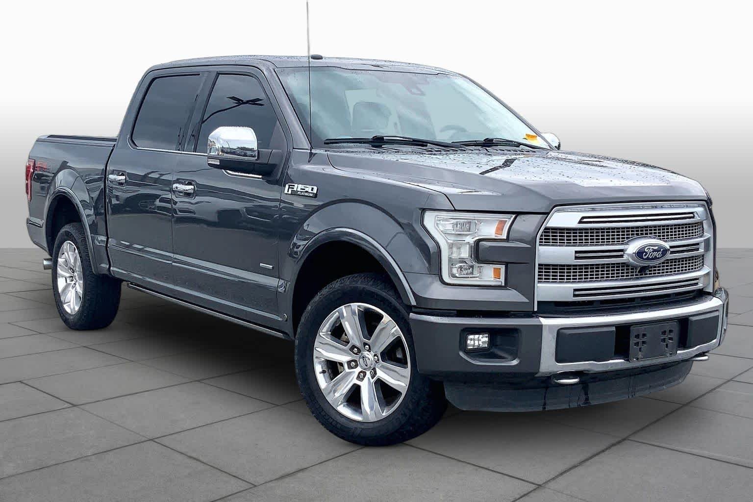 Used 2016 Magnetic Metallic Ford Platinum image 3