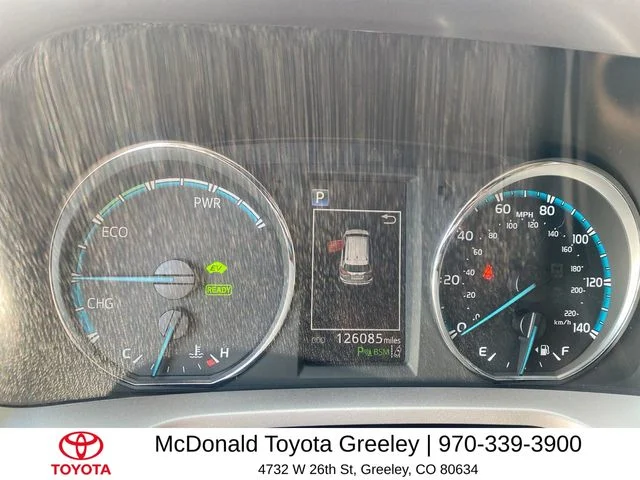 Used 2017 White Toyota XLE image 15