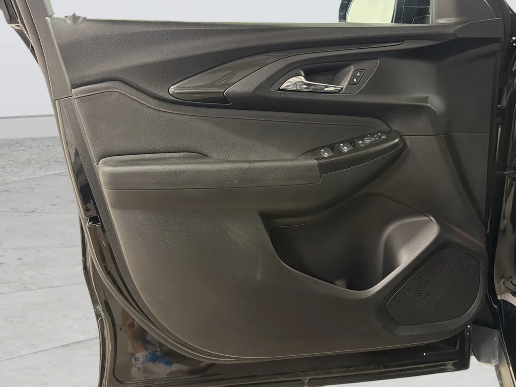 Used 2022 Black Chevrolet RS image 24