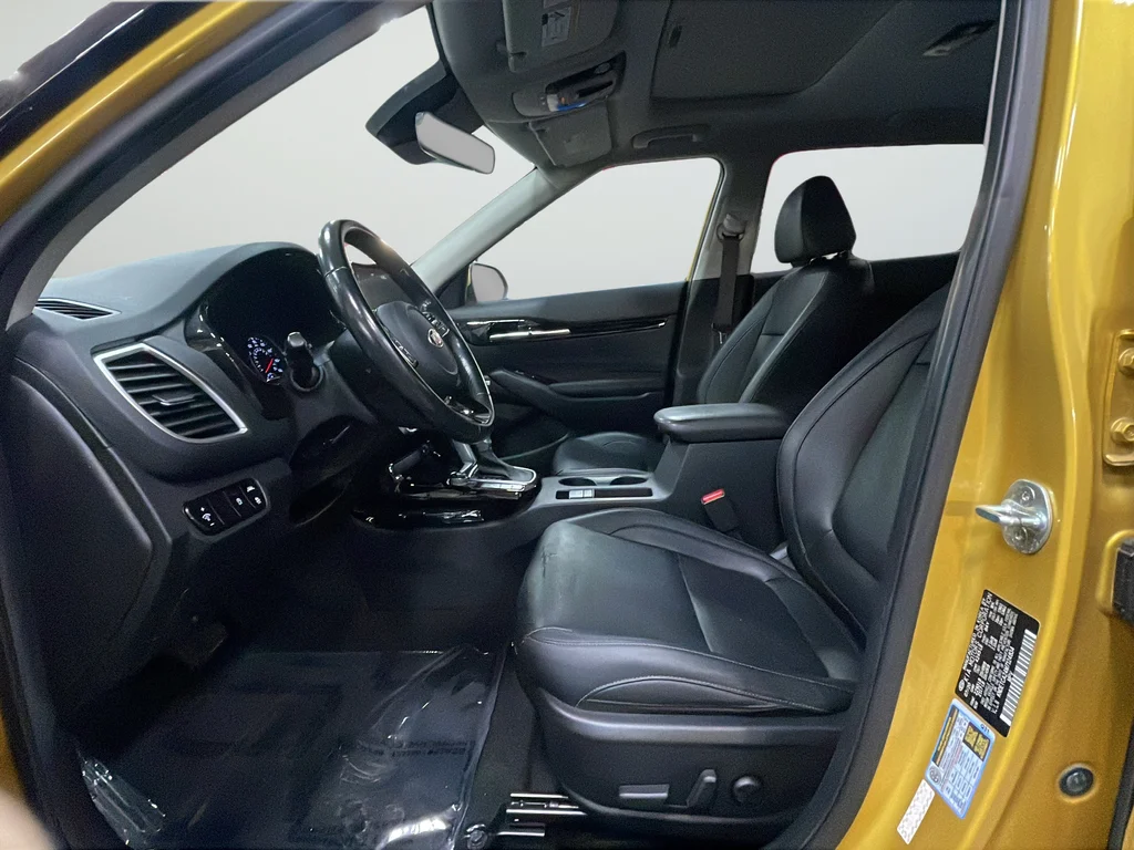 Used 2021 Yellow Kia SX image 11