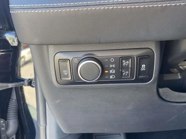 Certified Used 2023 Black Ford Select image 18