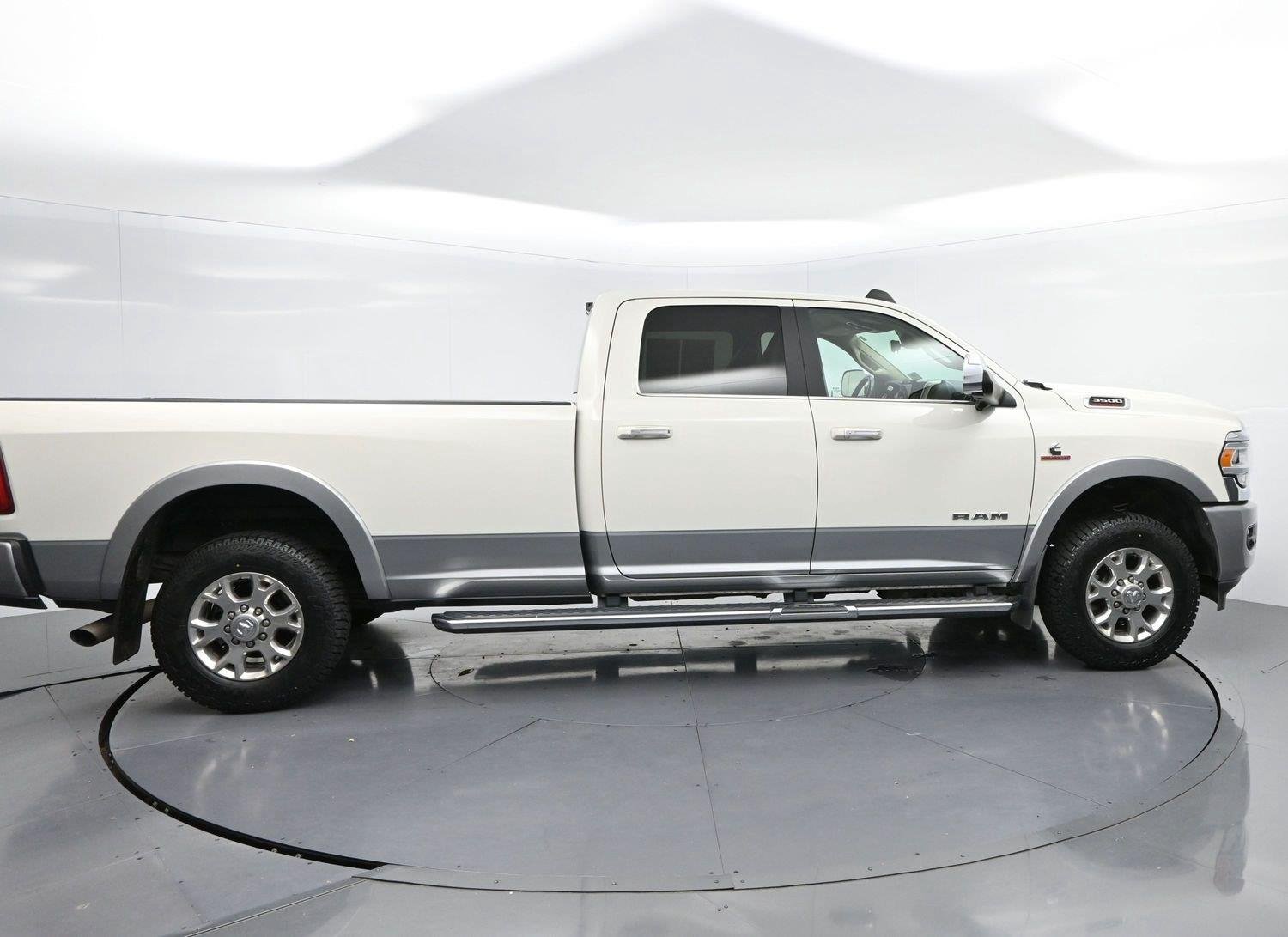 Used 2021 Pearl White Ram Laramie image 8