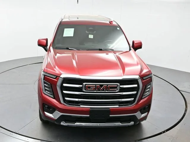 Used 2025 Volcanic Red Tintcoat GMC Elevation image 38