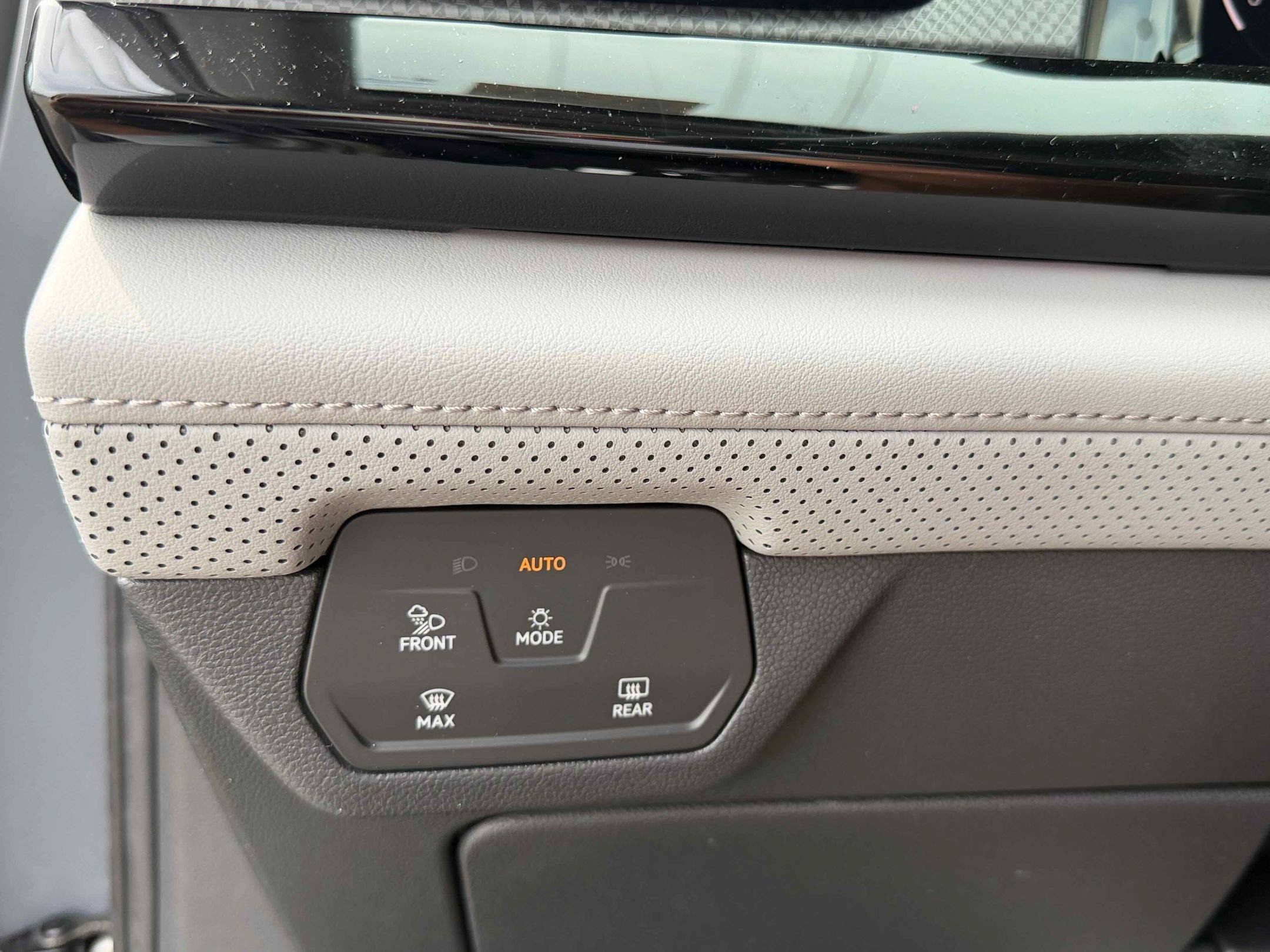 New 2026 Gray Volkswagen 2.0T Peak Edition image 27