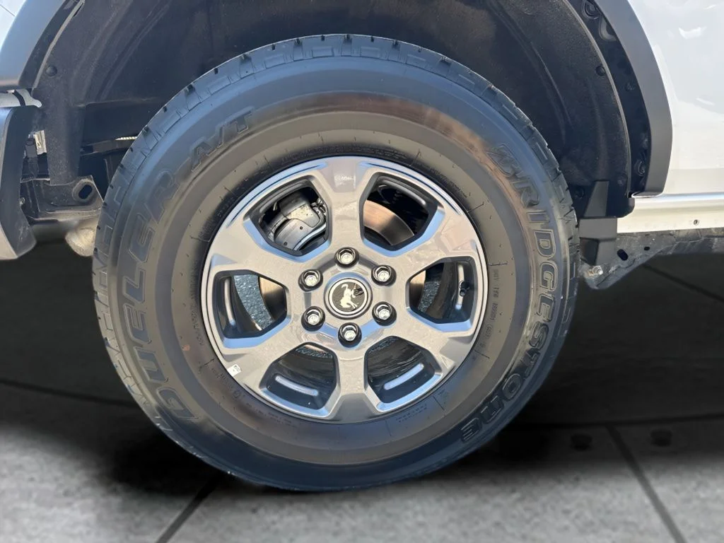Used 2025 White Ford Big Bend image 28