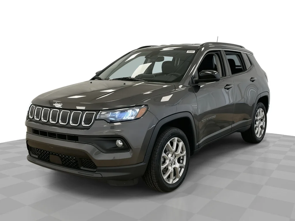 2022 Jeep Compass Latitude Lux 4X4's photo