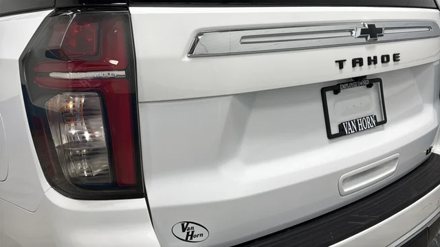 Used 2023 Summit White Chevrolet LT image 43