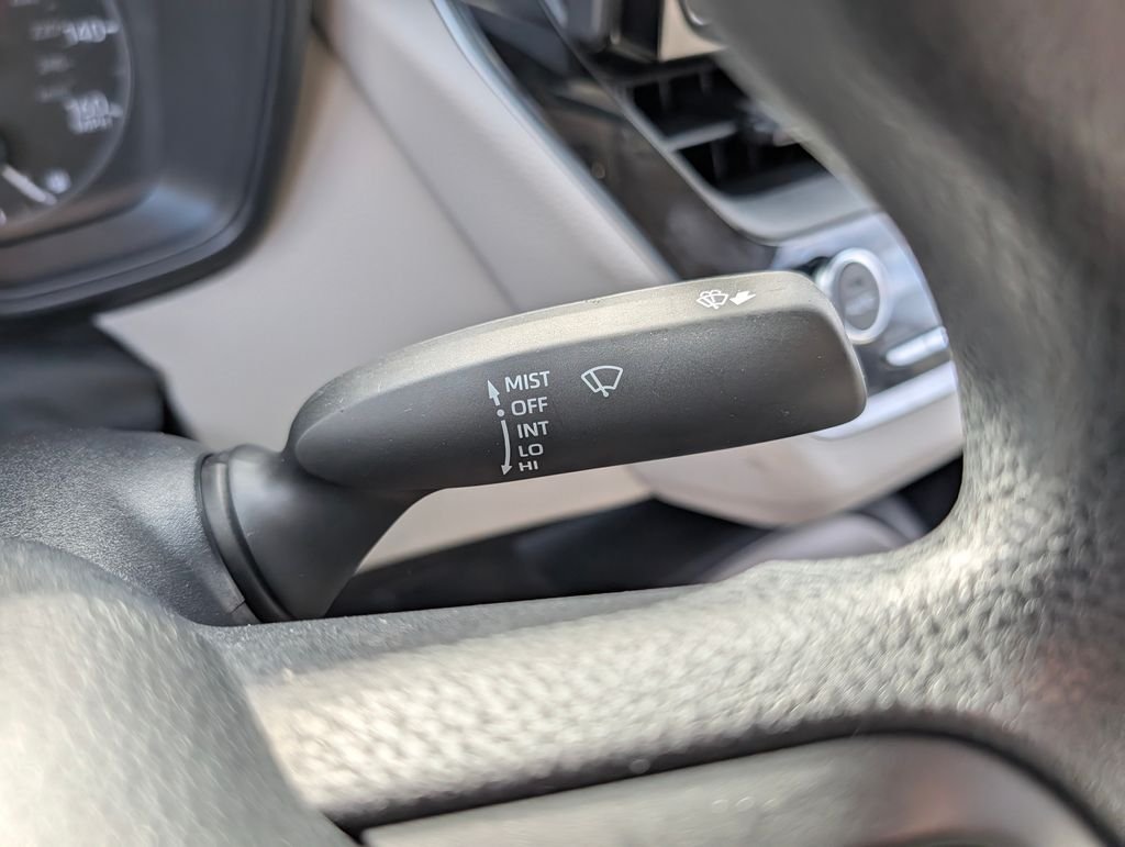 2023 Toyota Corolla LE - Photo 28