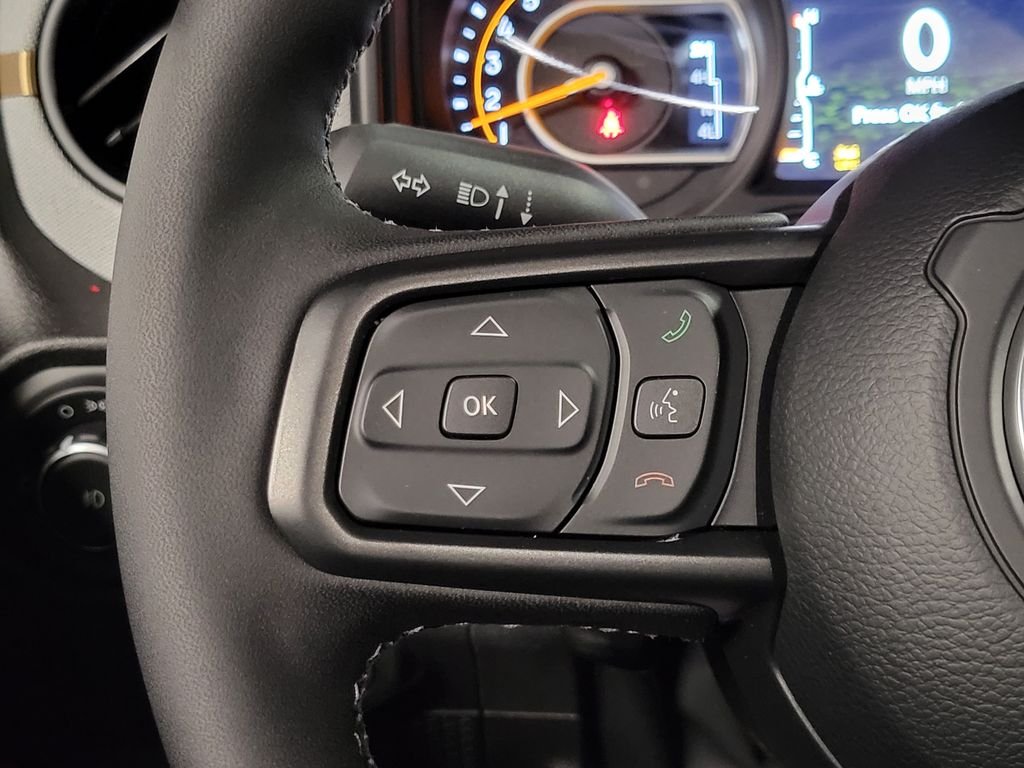 2026 Jeep Wrangler 4-Door photo 5